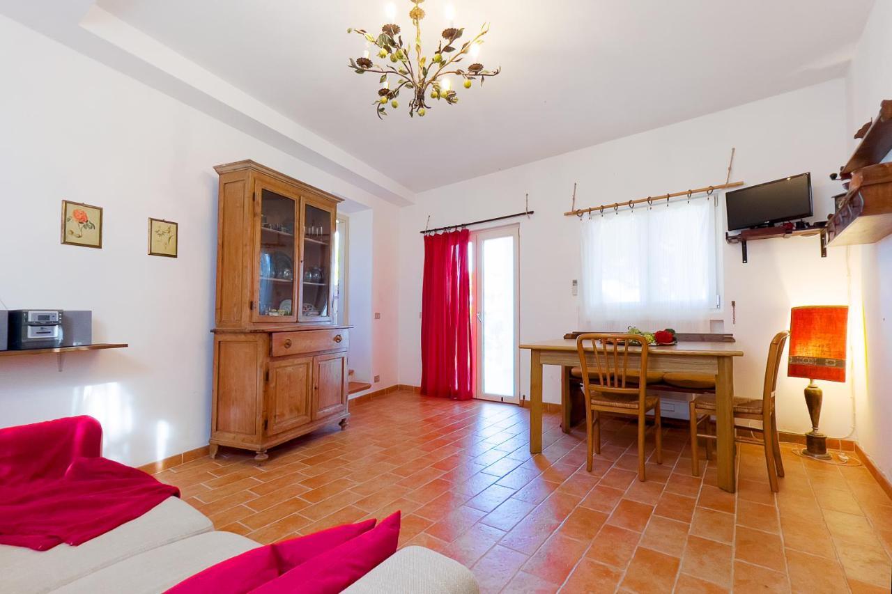Villa Caterina Quiete E Mare-Goelba Sant'Andrea Eksteriør billede