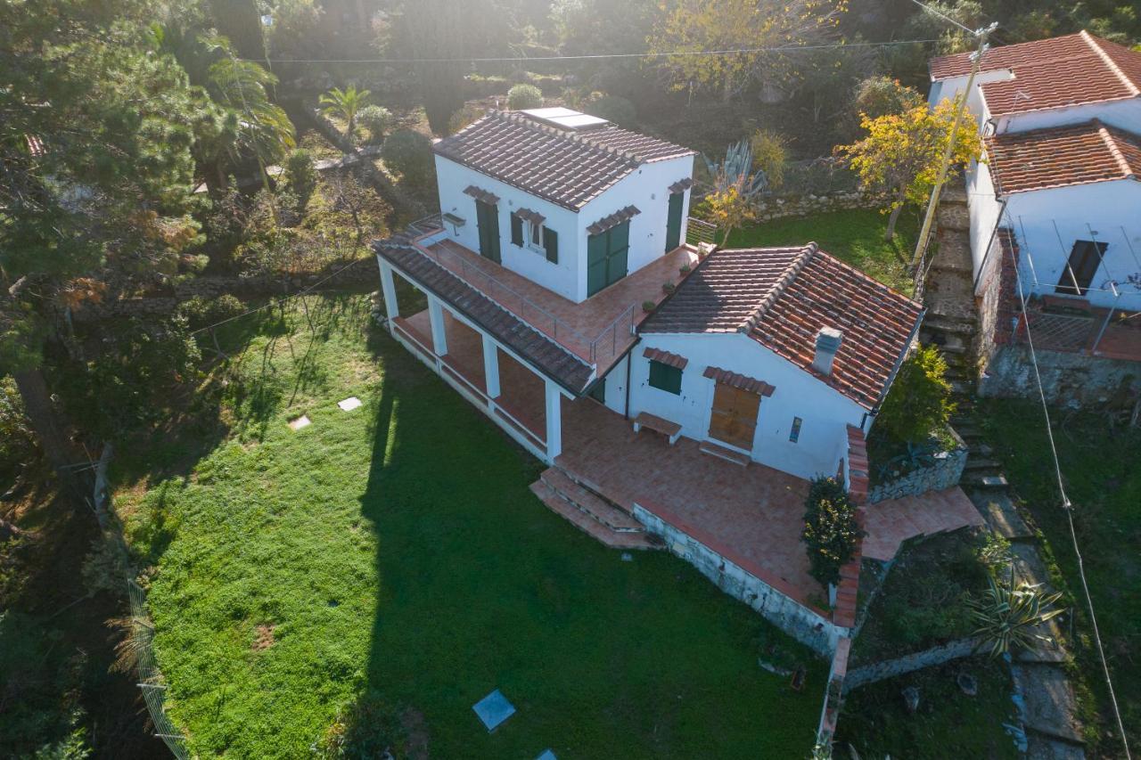 Villa Caterina Quiete E Mare-Goelba Sant'Andrea Eksteriør billede